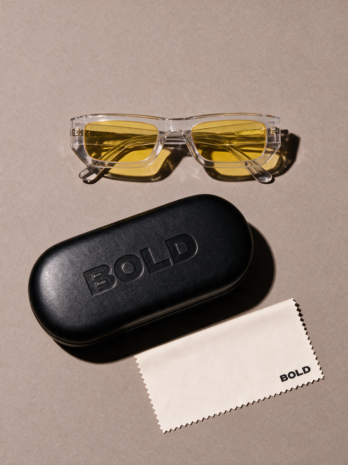 BLADE Frame 17 in CITRON with BOLD hard case and cleaning cloth