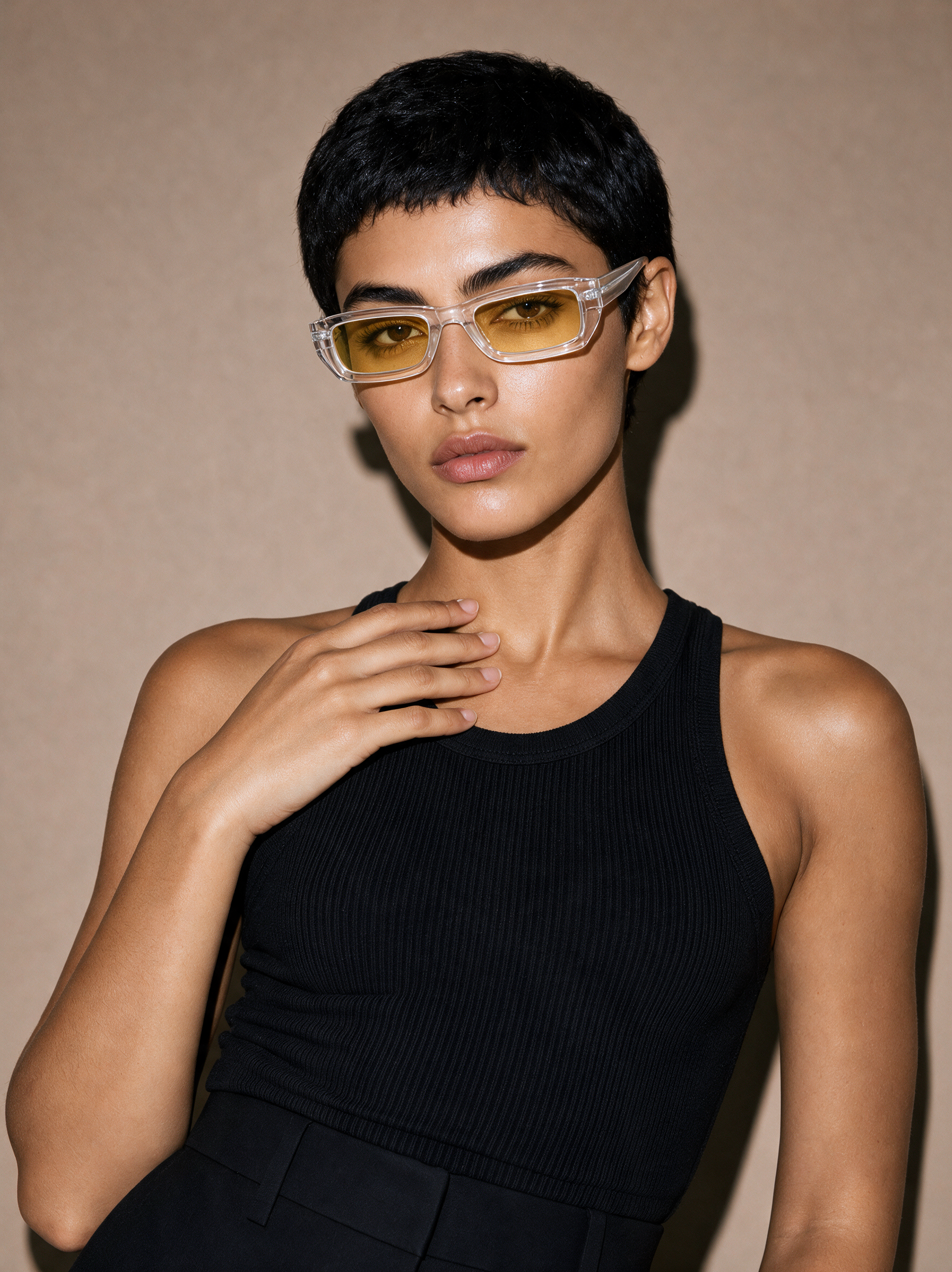 BLADE Frame 17 in CITRON, front on, waist up