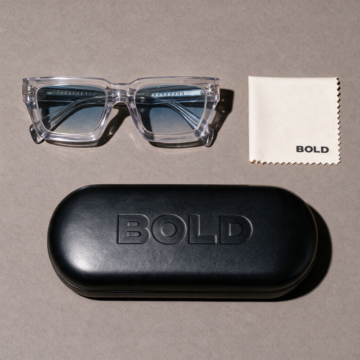 WEDGE Frame 12 in SODA with BOLD hard case and cleaning cloth