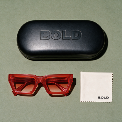 WEDGE Frame 12 in CHERRY with BOLD hard case and cleaning cloth