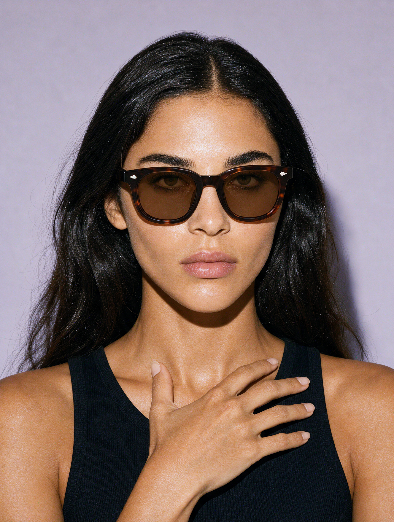 VISUAL Frame 11 in TORTOISE, front on, chest up